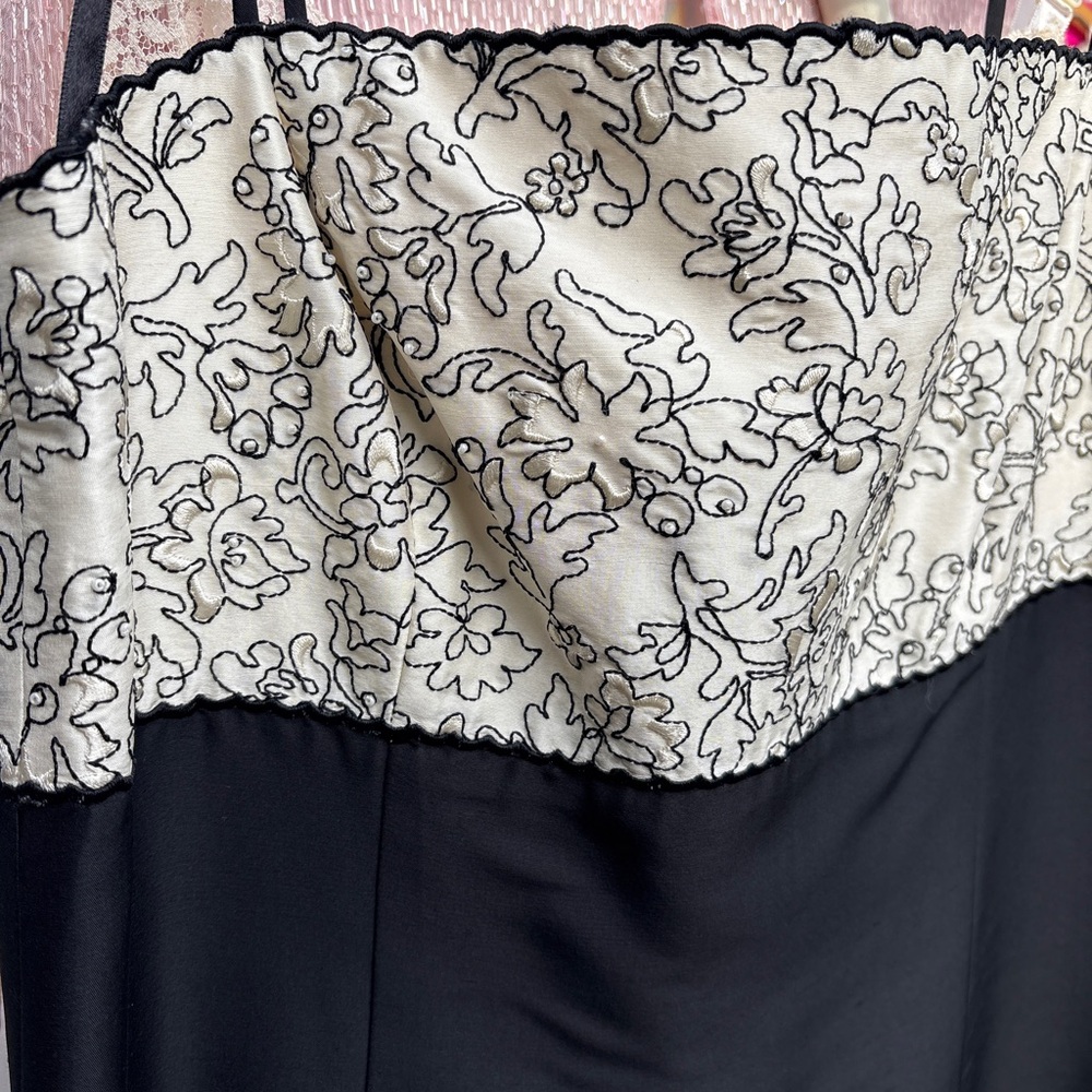 Ann Taylor Black and Cream Silk Dress - Picture 3 of 4
